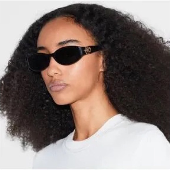 NEW GUCCI GG1660S 001 OVAL BLACK GREY WOMEN SUNGLASSES GUCCI - Picture 2 of 12
